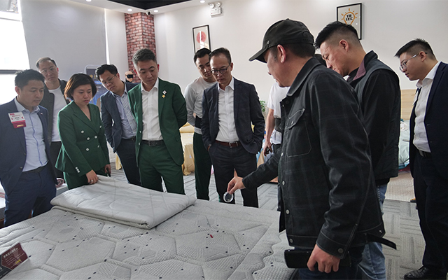 活动图2.jpg